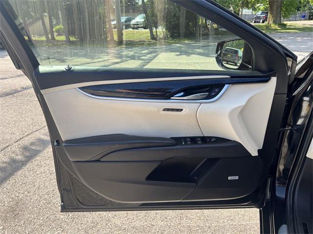 2013 Cadillac XTS Platinum