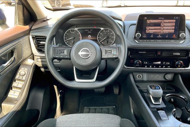 2022 Nissan Rogue SV Intelligent AWD
