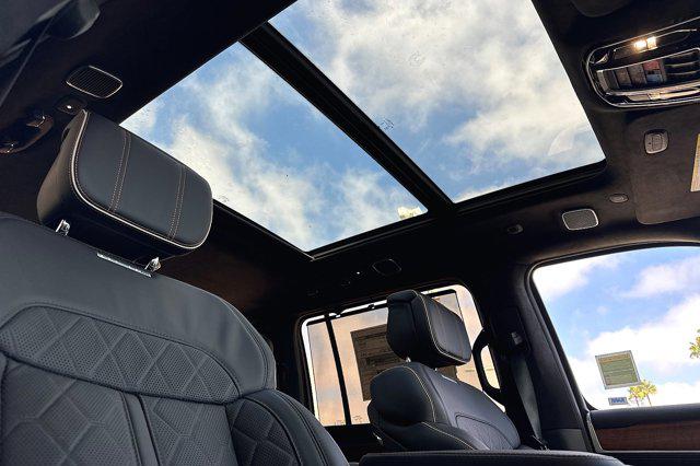 2023 Jeep Grand Wagoneer Series III 4x4