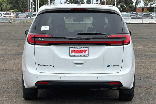 2023 Chrysler Pacifica Hybrid Limited