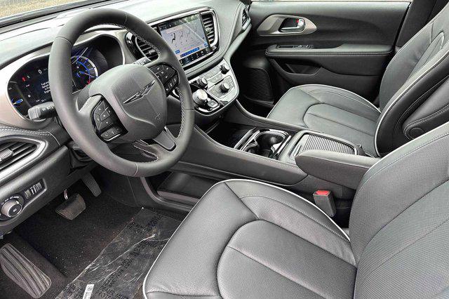 2023 Chrysler Pacifica Hybrid Limited