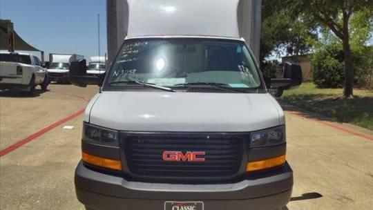 2023 GMC Savana Cutaway Work Van