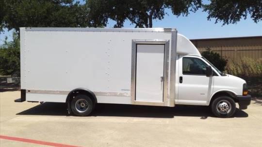 2023 GMC Savana Cutaway Work Van