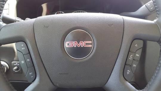 2023 GMC Savana Cutaway Work Van