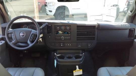 2023 GMC Savana Cutaway Work Van