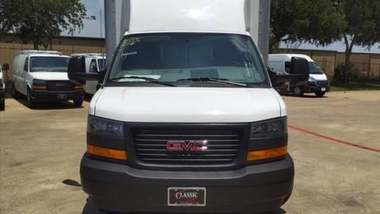 2023 GMC Savana Cutaway Work Van