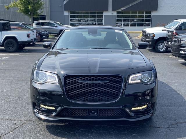 2023 Chrysler Chrysler 300 300 TOURING L RWD