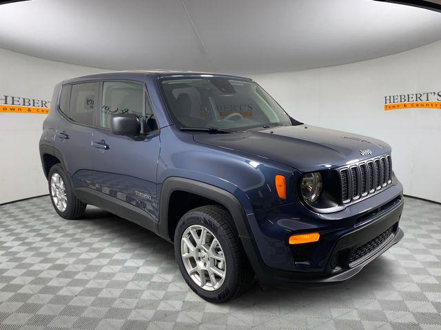 2023 Jeep Renegade RENEGADE LATITUDE 4X4