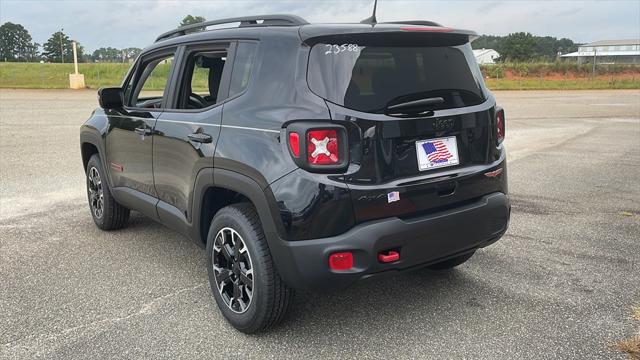 2023 Jeep Renegade RENEGADE TRAILHAWK 4X4