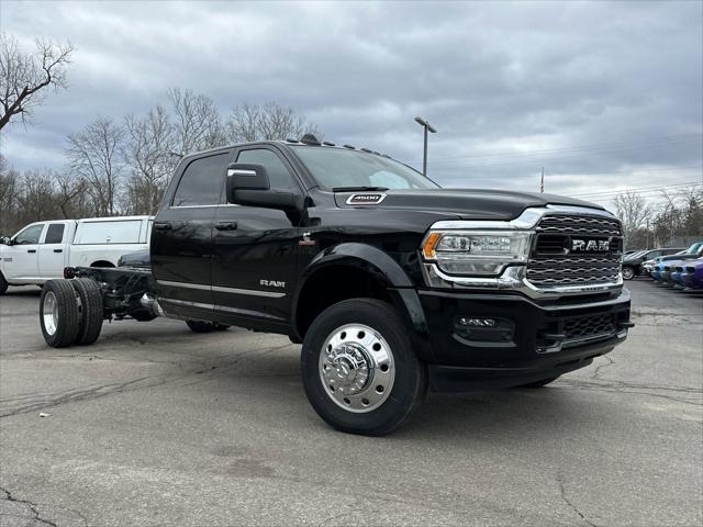 2023 RAM Ram 4500 Chassis Cab RAM 4500 LIMITED CHASSIS CREW CAB 4X4 84 CA