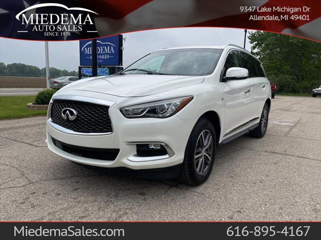 White 2016 Infiniti QX60 AWD, Image 0