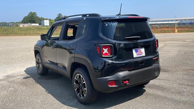 2023 Jeep Renegade RENEGADE TRAILHAWK 4X4