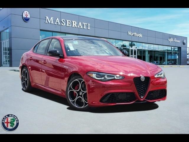 2024 Alfa Romeo Giulia GIULIA VELOCE RWD