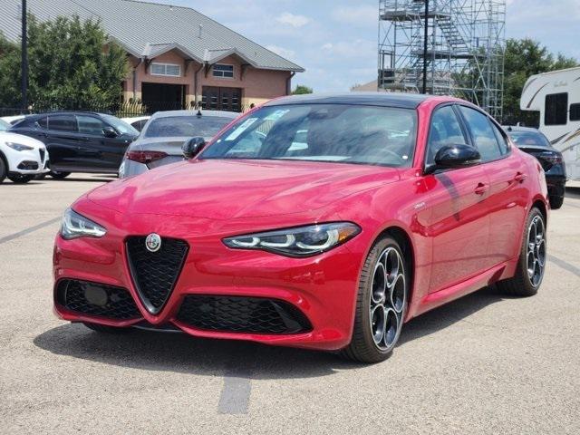 2024 Alfa Romeo Giulia GIULIA VELOCE RWD