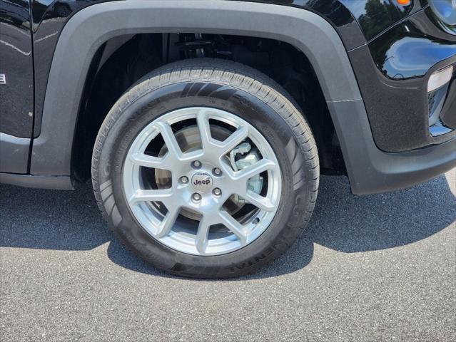 2023 Jeep Renegade RENEGADE LATITUDE 4X4