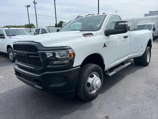 2023 RAM Ram 3500 RAM 3500 TRADESMAN REGULAR CAB 4X4 8 BOX
