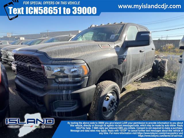 2023 RAM Ram 3500 Chassis Cab RAM 3500 TRADESMAN CREW CAB CHASSIS 4X4 60 CA