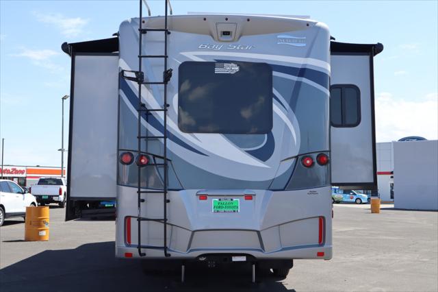 2020 Ford F-53 BAY STAR 3014