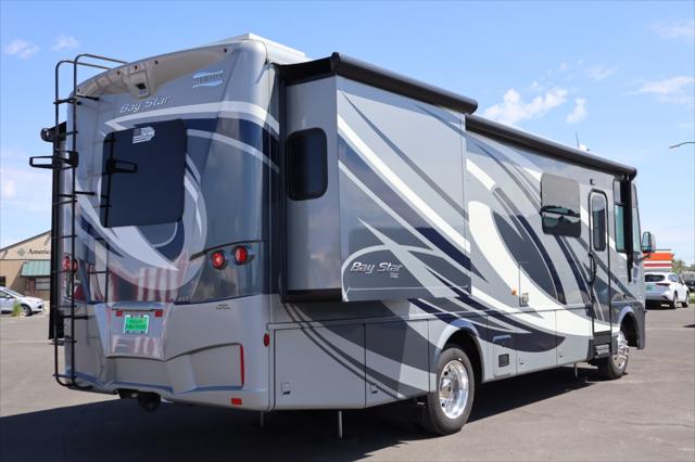 2020 Ford F-53 BAY STAR 3014
