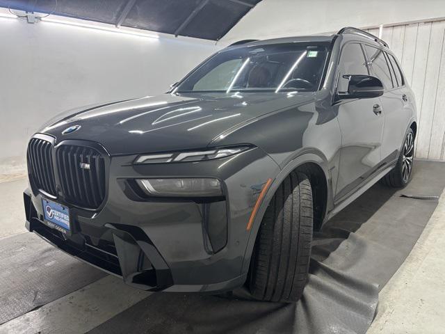 2023 BMW X7 M60i