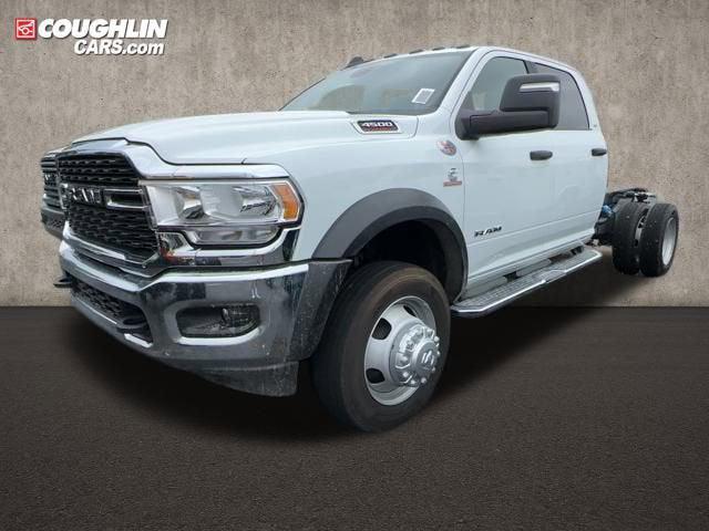2023 RAM Ram 4500 Chassis Cab RAM 4500 SLT CHASSIS CREW CAB 4X4 60 CA 2023 RAM Ram 4500 Chassis Cab RAM 4500 SLT CHASSIS CREW CAB 4X4 60 CA
