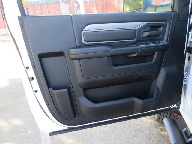 2023 Ram 4500 Chassis Tradesman/SLT