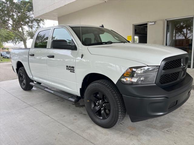 2023 RAM Ram 1500 Classic RAM 1500 CLASSIC TRADESMAN CREW CAB 4X4 57 BOX