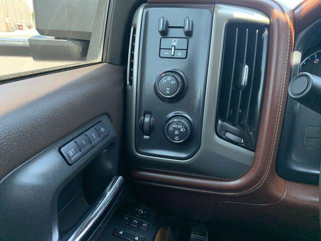 2015 Chevrolet Silverado 3500HD High Country