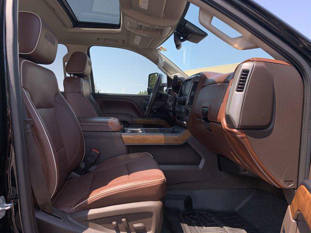 2015 Chevrolet Silverado 3500HD High Country