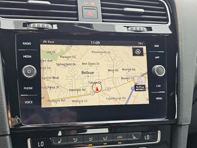 2019 Volkswagen Golf R 2.0T w/DCC & Navigation