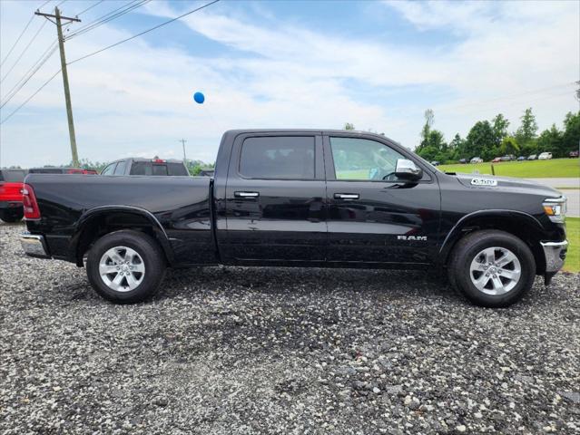 2022 RAM 1500 Laramie Crew Cab 4x2 64 Box