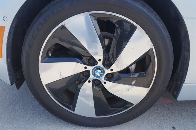 2014 BMW i3 Base w/Range Extender