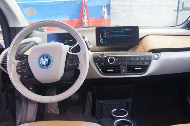 2014 BMW i3 Base w/Range Extender
