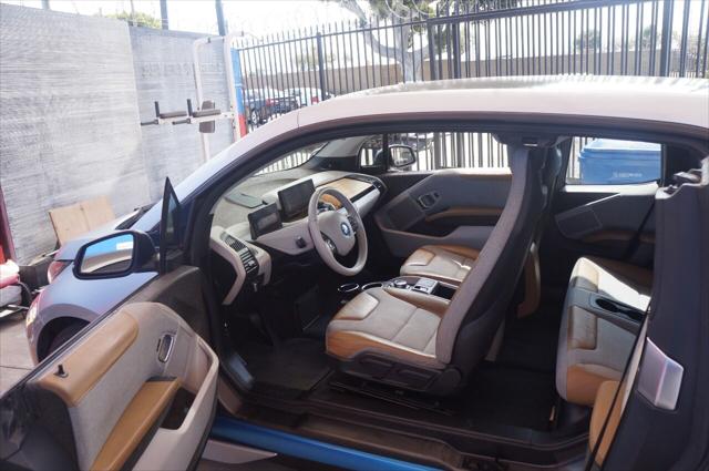 2014 BMW i3 Base w/Range Extender