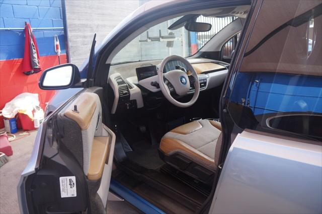 2014 BMW i3 Base w/Range Extender
