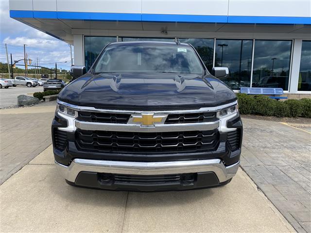 2023 Chevrolet Silverado 1500 4WD Crew Cab Standard Bed LT
