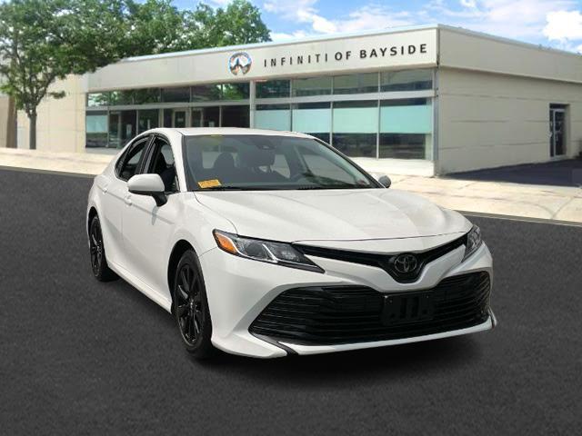 2020 Toyota Camry LE [18]