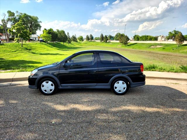 2003 Toyota Echo 2-Door Sedan