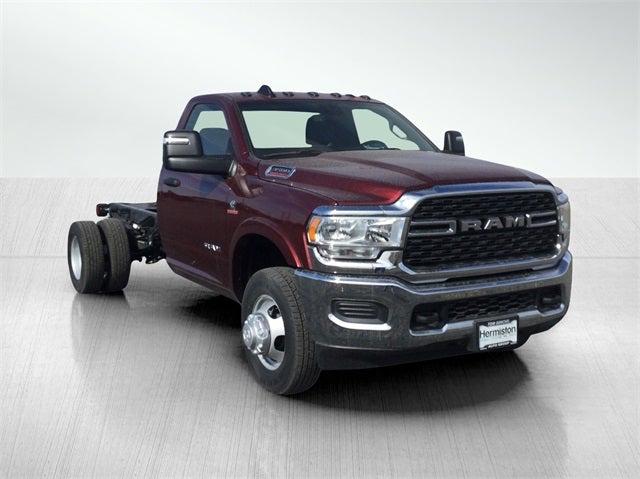 2023 RAM Ram 3500 Chassis Cab RAM 3500 SLT CHASSIS REGULAR CAB 4X4 84 CA