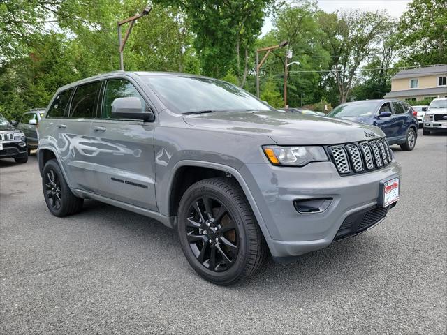 2019 Jeep Grand Cherokee Altitude 4x4 2019 Jeep Grand Cherokee Altitude 4x4