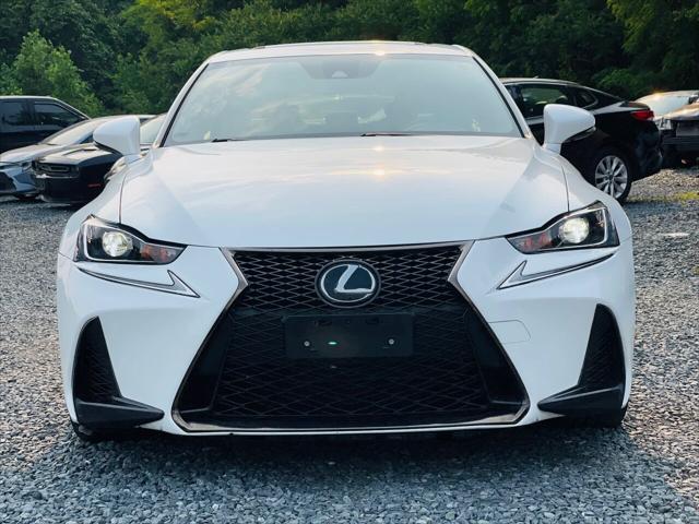 2017 Lexus IS 200t Base 4dr Sedan