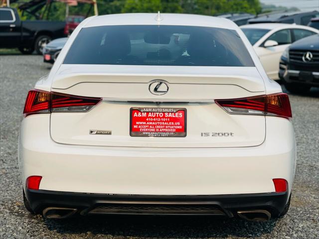 2017 Lexus IS 200t Base 4dr Sedan