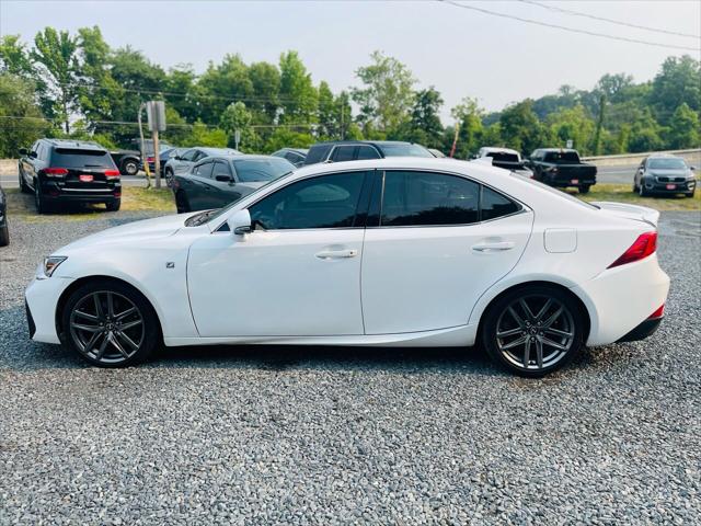 2017 Lexus IS 200t Base 4dr Sedan