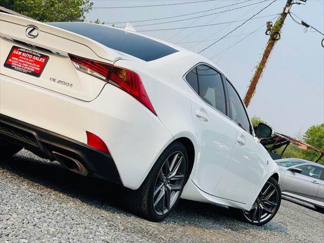 2017 Lexus IS 200t Base 4dr Sedan