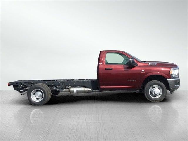 2023 RAM Ram 3500 Chassis Cab RAM 3500 SLT CHASSIS REGULAR CAB 4X4 84 CA