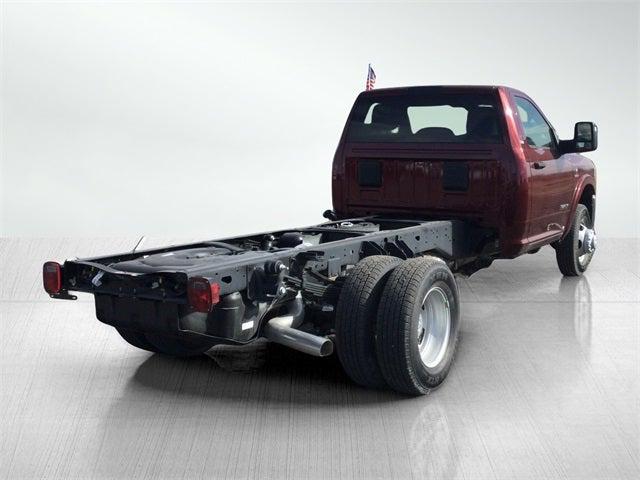 2023 RAM Ram 3500 Chassis Cab RAM 3500 SLT CHASSIS REGULAR CAB 4X4 84 CA