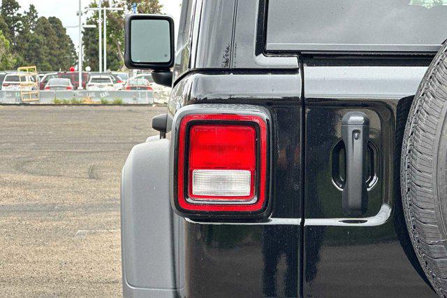 2023 Jeep Wrangler 4-Door Sport S 4x4