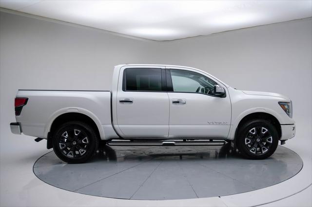 2022 Nissan Titan Crew Cab Platinum Reserve 4x4