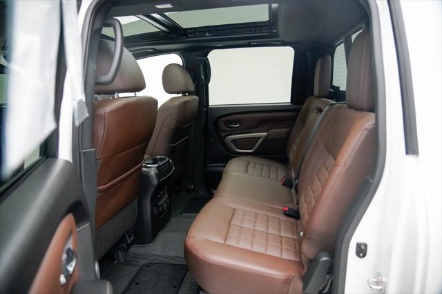 2022 Nissan Titan Crew Cab Platinum Reserve 4x4