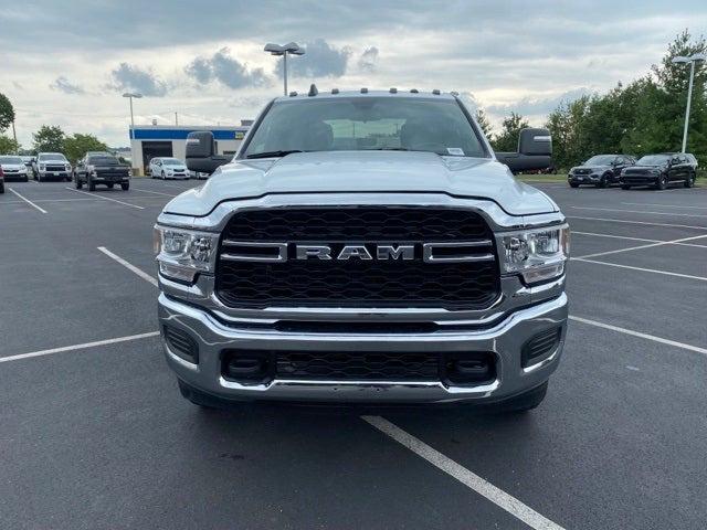 2023 RAM Ram 3500 Chassis Cab RAM 3500 TRADESMAN CREW CAB CHASSIS 4X4 60 CA